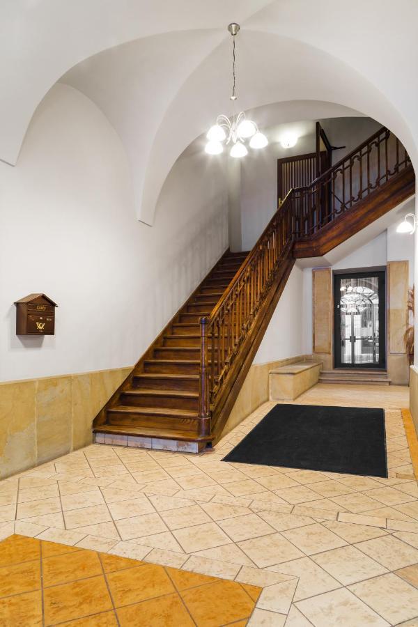Glamorous Apartment In Heart Of Old Town 크라쿠프 외부 사진